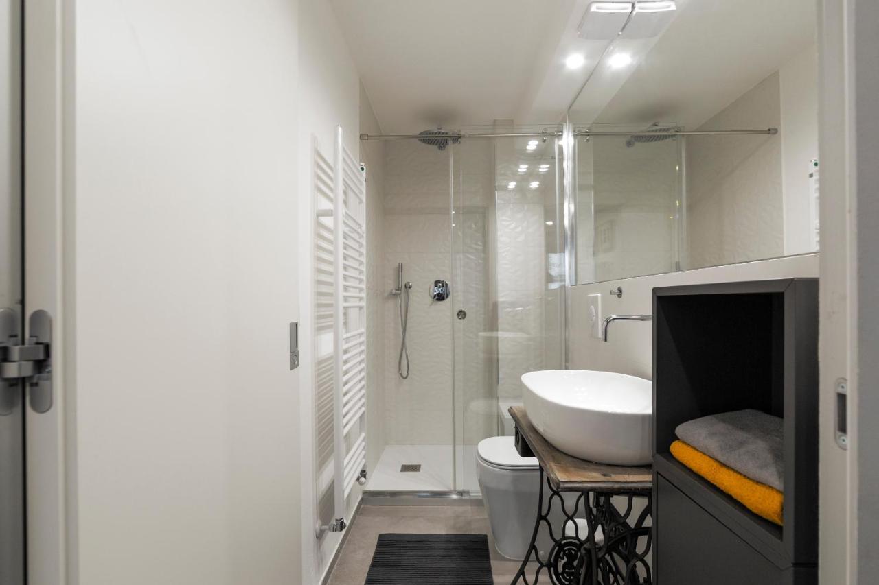 La Pampa New & Fully Refurbished Apt Appartement Milaan Buitenkant foto