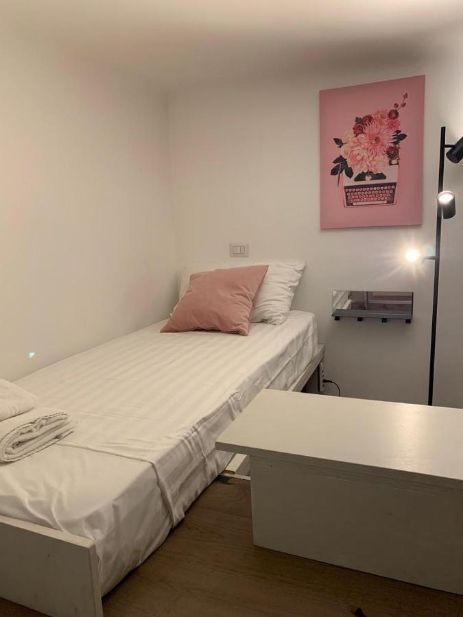 La Pampa New & Fully Refurbished Apt Appartement Milaan Buitenkant foto